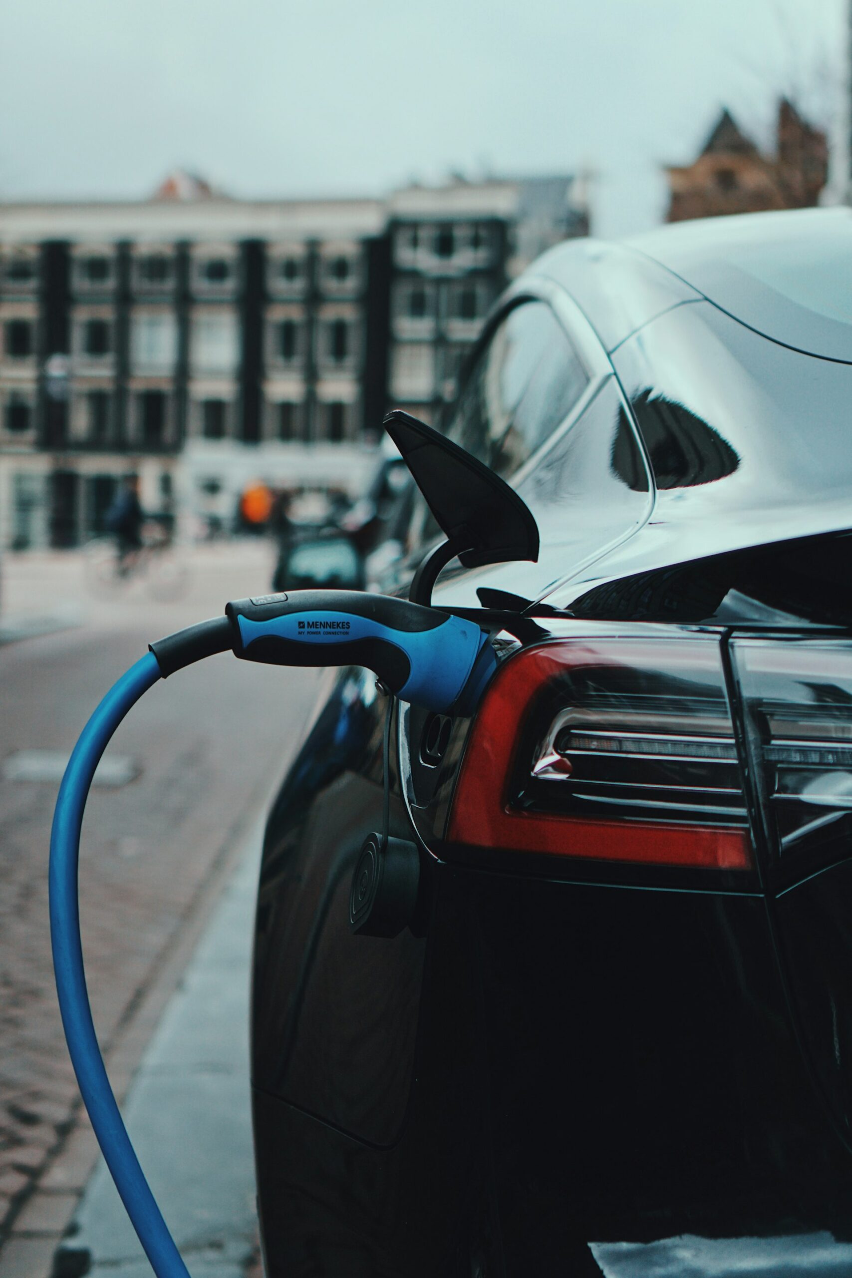 The Future of Hydrogen Fuel Cell Vehicles: Opportunities, Challenges, and the Road Ahead
